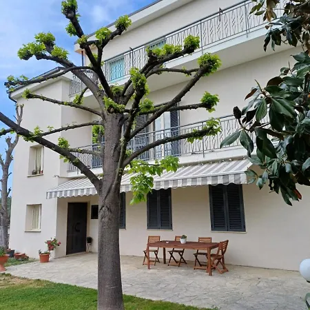 La Casa Degli Ippocastani Apartment